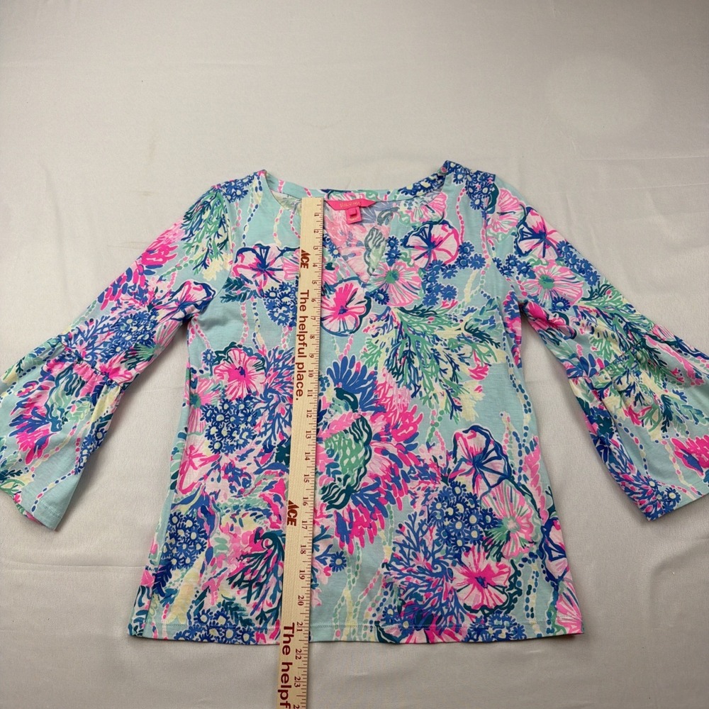 Lilly Pulitzer blue pink lightweight vneck cotton top SMALL preppy resort - Picture 2 of 8